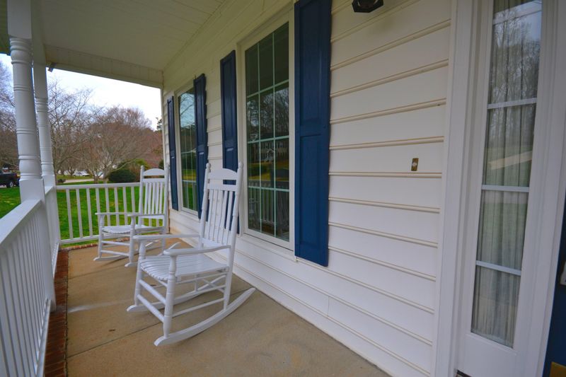 7804 Glenharden Dr, Raleigh, NC 27613