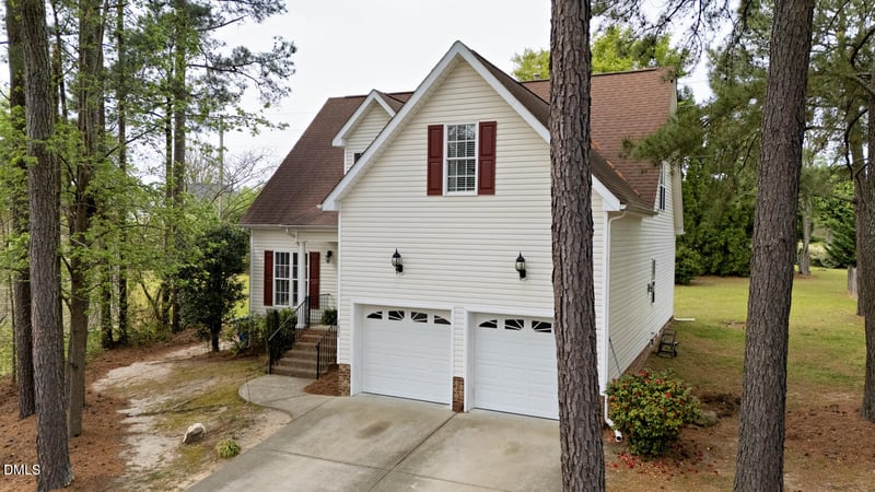 7804 Lagenaria Dr, Angier, NC 27501