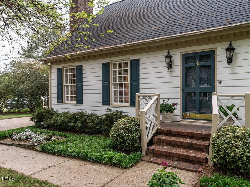 7805 Highlandview Cir, Raleigh, NC 27613