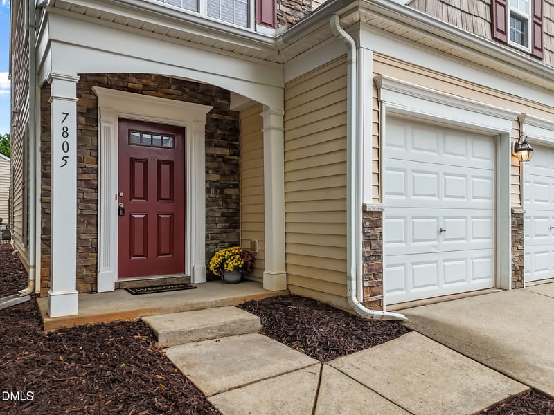 7805 Jeffrey Alan Ct, Raleigh, NC 27613