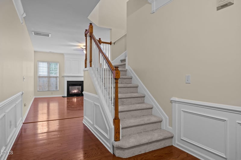 7805 Jeffrey Alan Ct, Raleigh, NC 27613