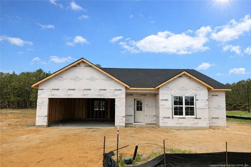 7806 Iron Ct, Fayetteville, NC 28306