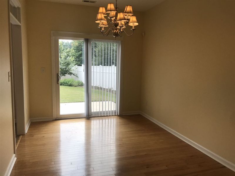 7806 Oak Marsh Dr, Raleigh, NC 27516
