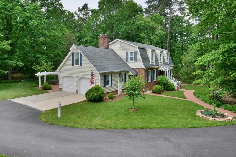 7808 Herndon Rd, Durham, NC 27713
