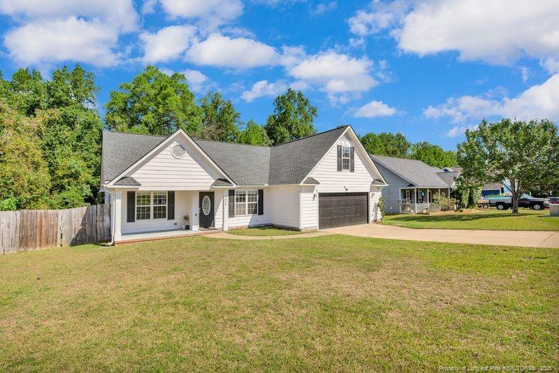 7808 Redwood Ave, Fayetteville, NC 28314