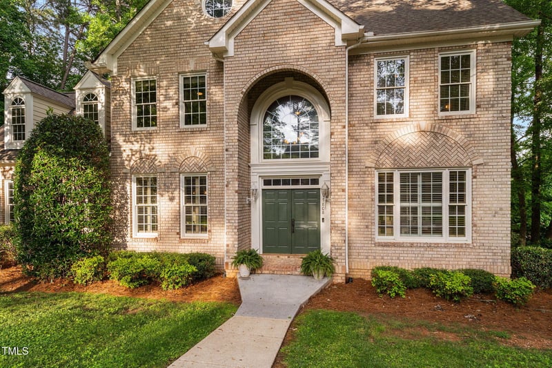 7808 Umstead Forest Dr, Raleigh, NC 27612