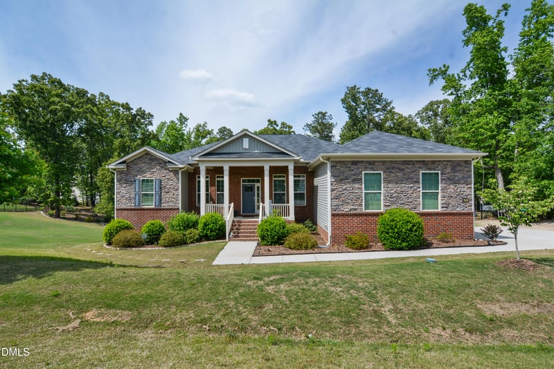 7809 Charters End St, Willow Springs, NC 27592