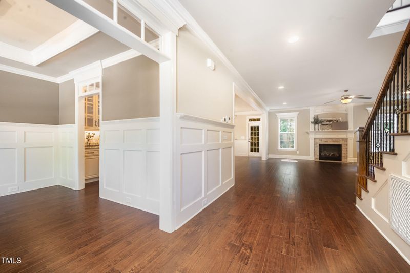 7809 Chestnut Branch Ct, Raleigh, NC 27612