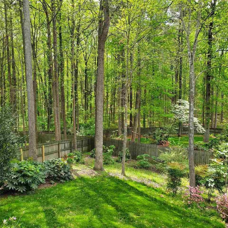 7809 Ketley Ct, Raleigh, NC 27615
