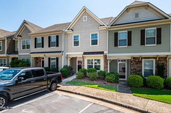 7809 Lillyhurst Dr, Raleigh, NC 27612