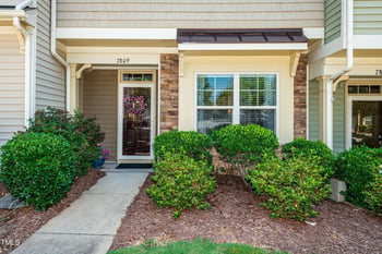 7809 Lillyhurst Dr, Raleigh, NC 27612