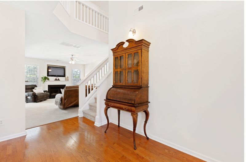 7809 Oak Marsh Dr, Raleigh, NC 27616