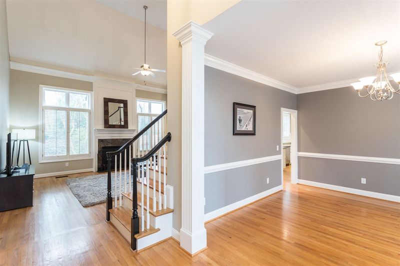 7809 Umstead Forest Dr, Raleigh, NC 27612