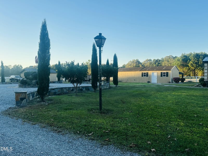 7810 Us Highway 301, Four Oaks, NC 27524