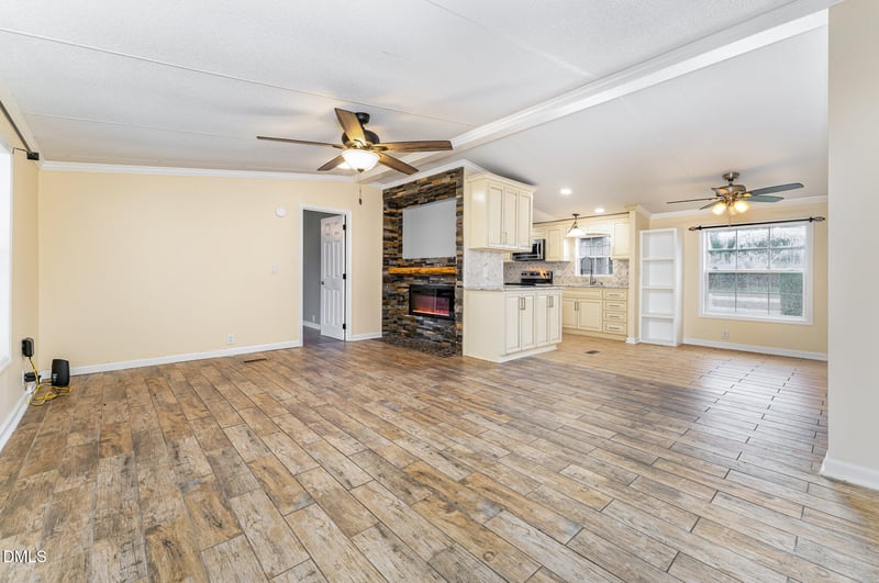 7810 Us Highway 301, Four Oaks, NC 27524