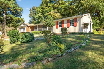 7810 Vauxhill Dr, Raleigh, NC 27615