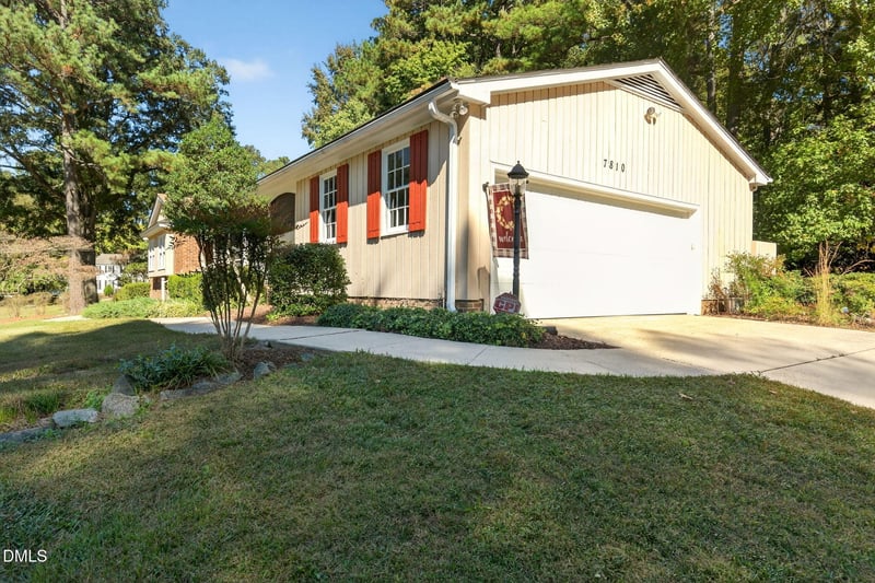 7810 Vauxhill Dr, Raleigh, NC 27615