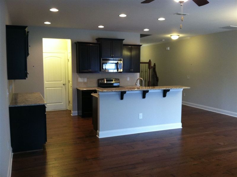 7812 Honeysuckle Bend Dr #722, Raleigh, NC 27616