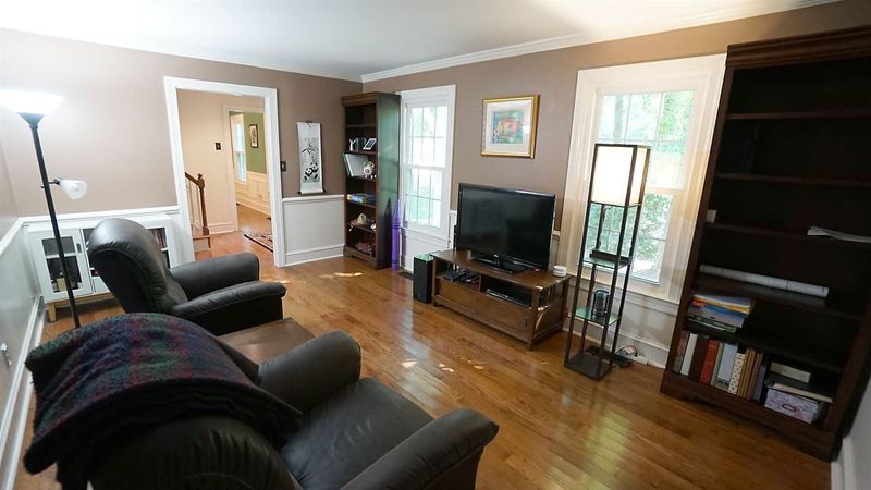 7813 Harbor Dr, Raleigh, NC 27615