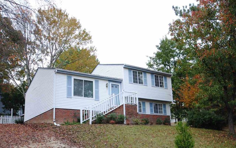 7813 Mourning Dove Rd, Raleigh, NC 27615