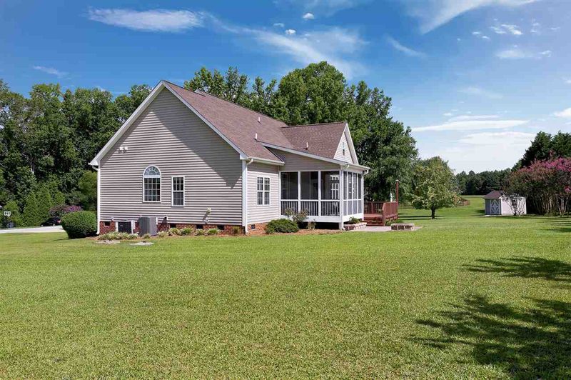 7813 Olde Pender Way, Willow Springs, NC 27592