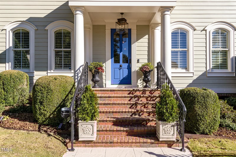 7814 Monument Ln, Raleigh, NC 27615