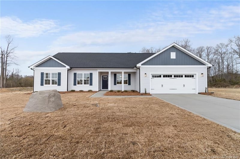 7815 Iron Ct, Fayetteville, NC 28306