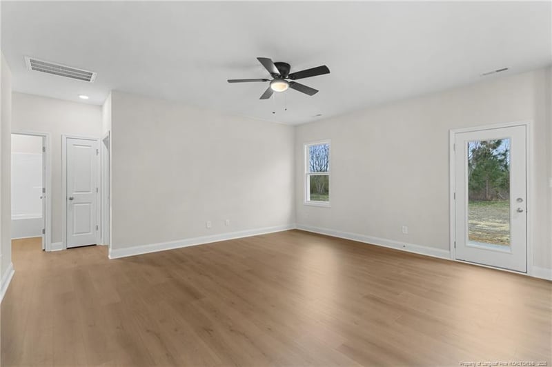 7815 Iron Ct, Fayetteville, NC 28306