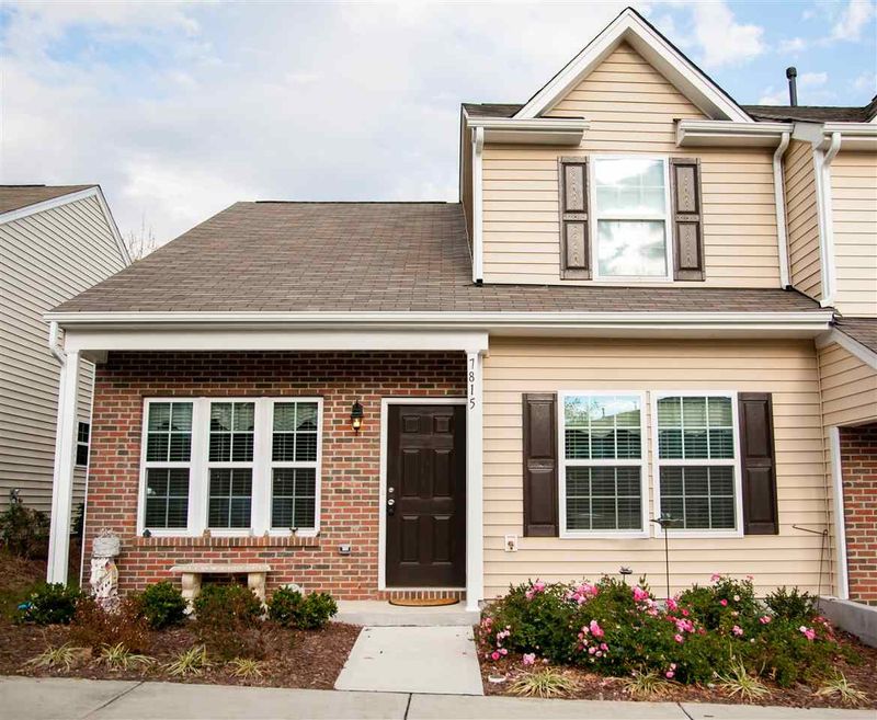 7815 River Field Dr, Raleigh, NC 27604