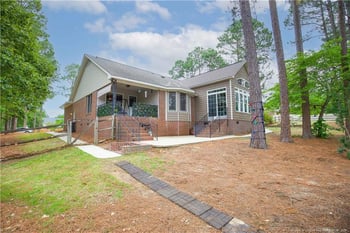 7815 Shuttle Rd, Fayetteville, NC 28311