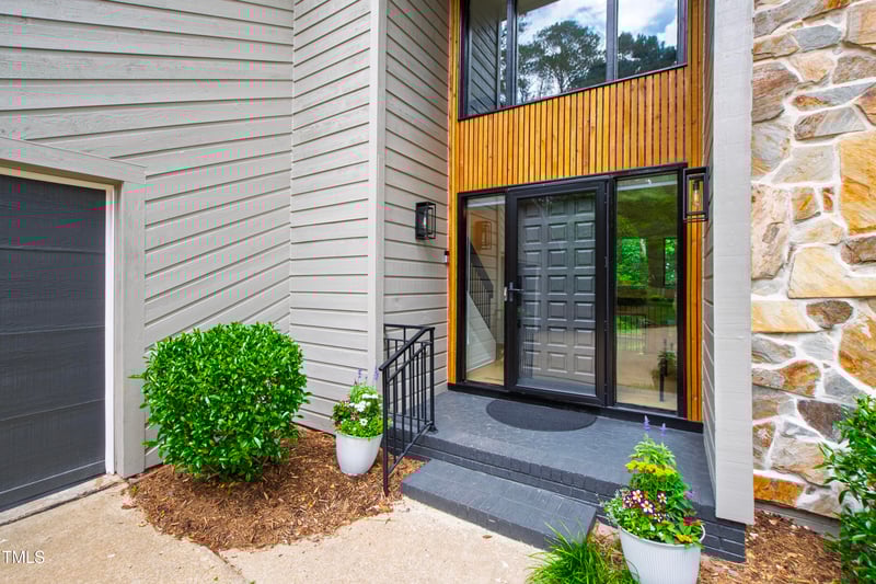 7816 Harbor Dr, Raleigh, NC 27615
