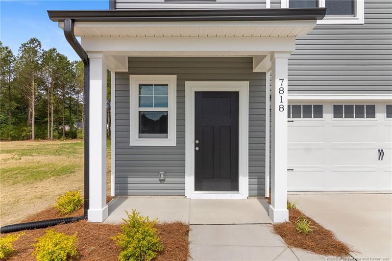 7818 Iron Ct, Fayetteville, NC 28306