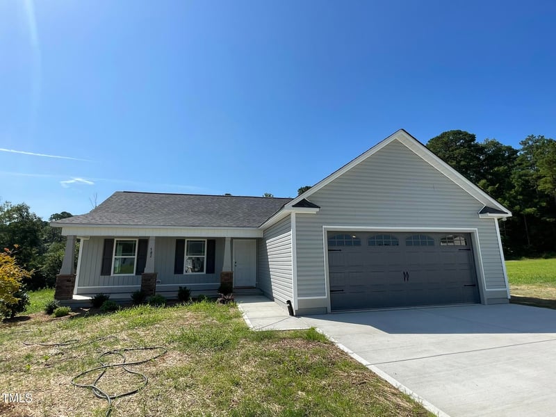 782 Sherrill Farm Dr, Benson, NC 27504