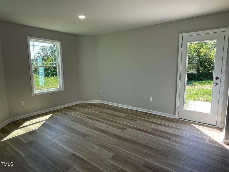 782 Sherrill Farm Dr, Benson, NC 27504