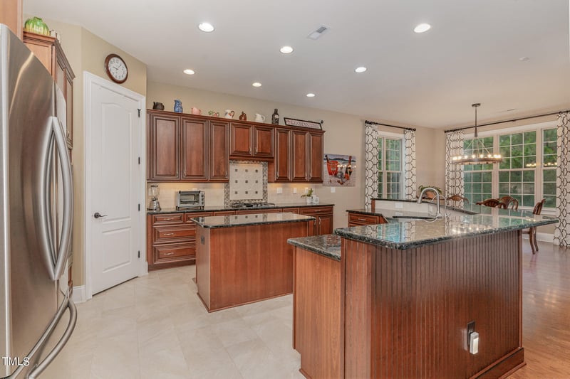 7820 Hasentree Lake Dr, Wake Forest, NC 27587