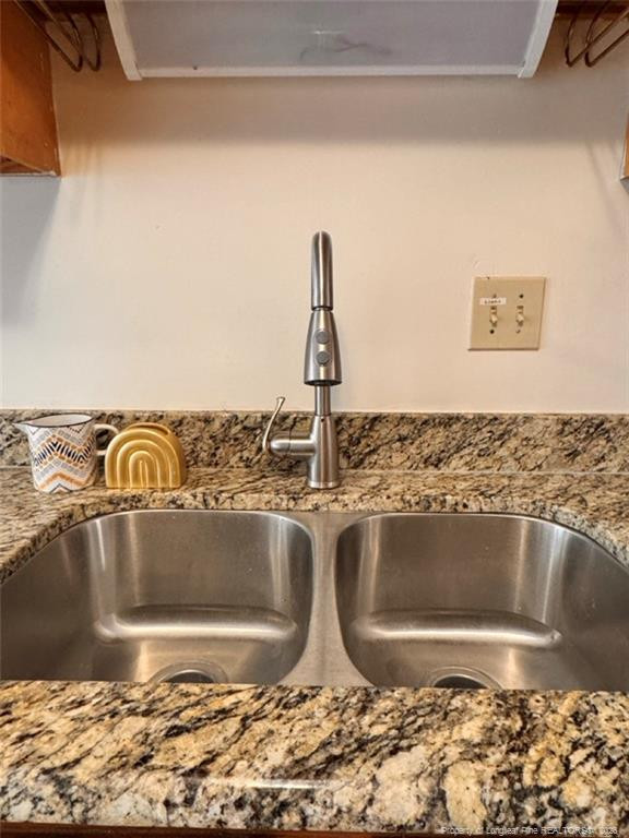 7820 Loxley Dr, Fayetteville, NC 28314