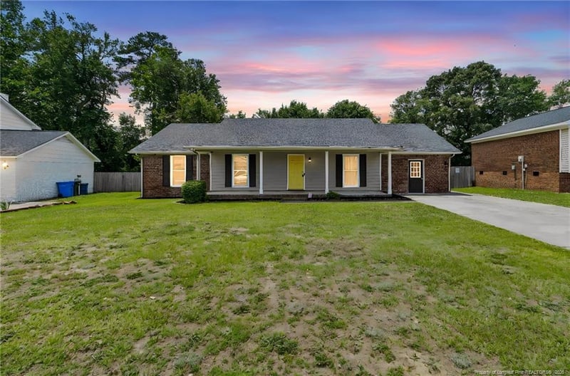 7820 Loxley Dr, Fayetteville, NC 28314