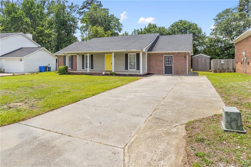 7820 Loxley Dr, Fayetteville, NC 28314