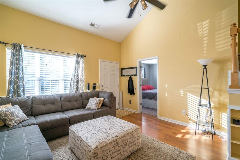 7821 Averette Field Dr, Raleigh, NC 27616
