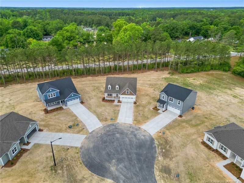 7822 Iron Ct, Fayetteville, NC 28306