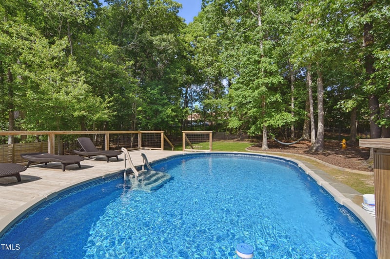 7824 Hemlock Ct, Raleigh, NC 27615