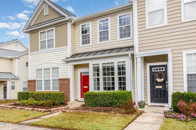 7824 Silverthread Ln, Raleigh, NC 27617