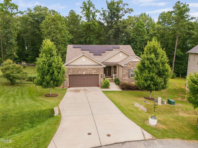 7825 Charters End St, Willow Springs, NC 27592