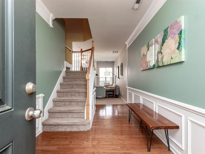 7828 Jeffrey Alan Ct, Raleigh, NC 27613