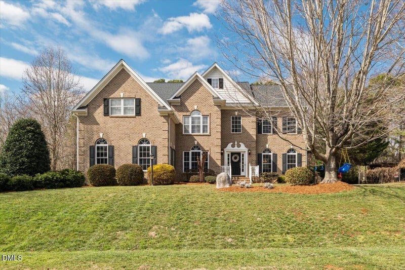 7828 Percussion Dr, Apex, NC 27539