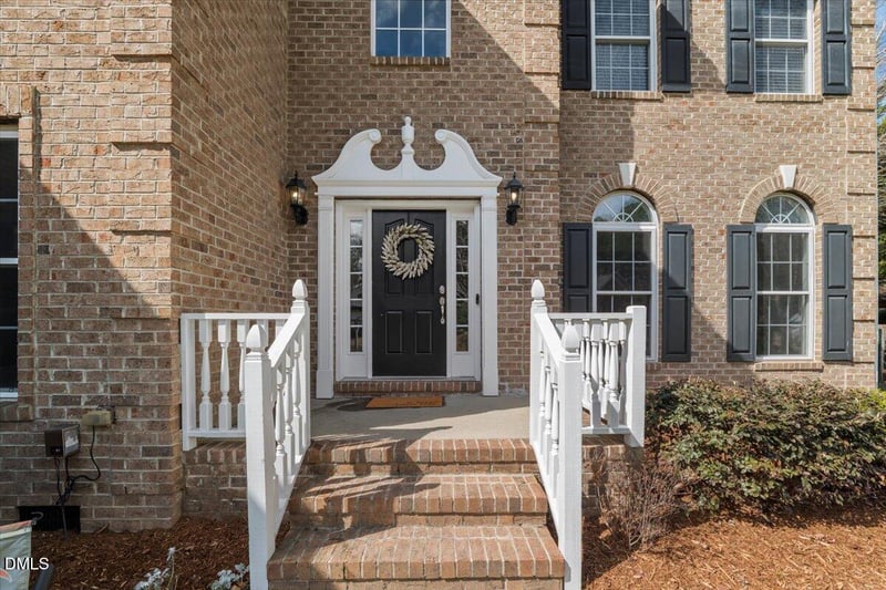 7828 Percussion Dr, Apex, NC 27539