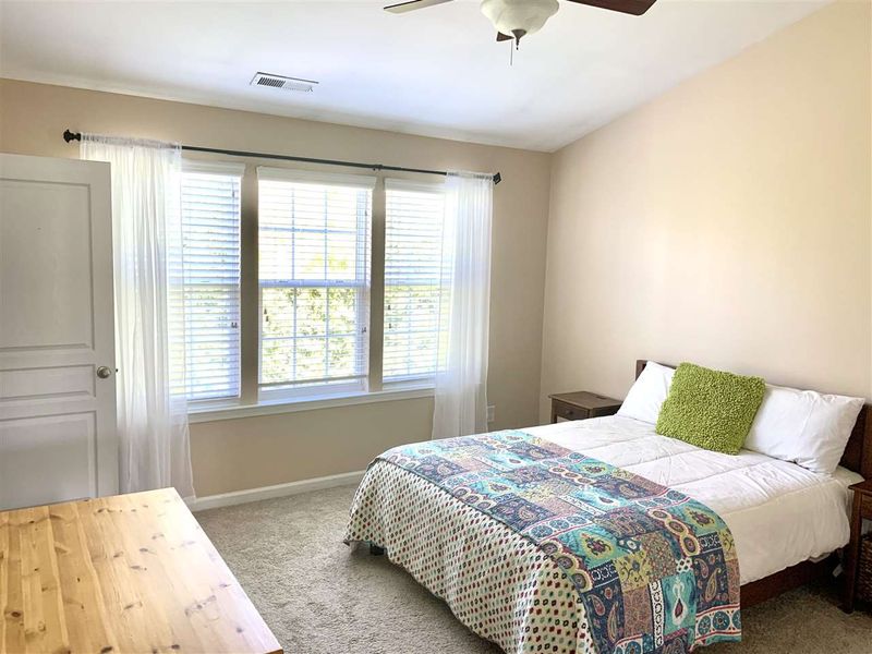 7830 Silverthread Ln, Raleigh, NC 27617