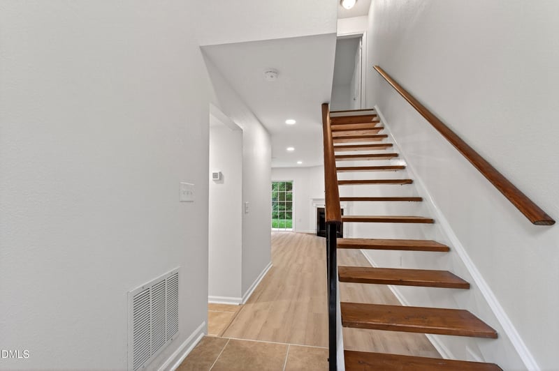 7831 Falcon Rest Cir, Raleigh, NC 27615