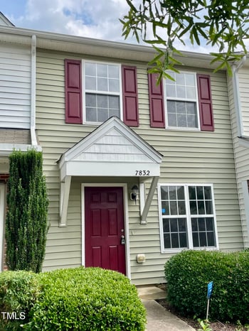7832 Averette Field Dr, Raleigh, NC 27616
