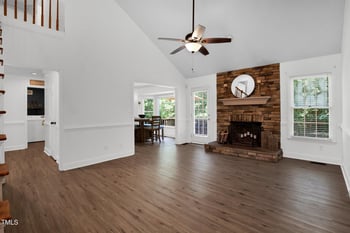 7832 Shuttle Rd, Fayetteville, NC 28311